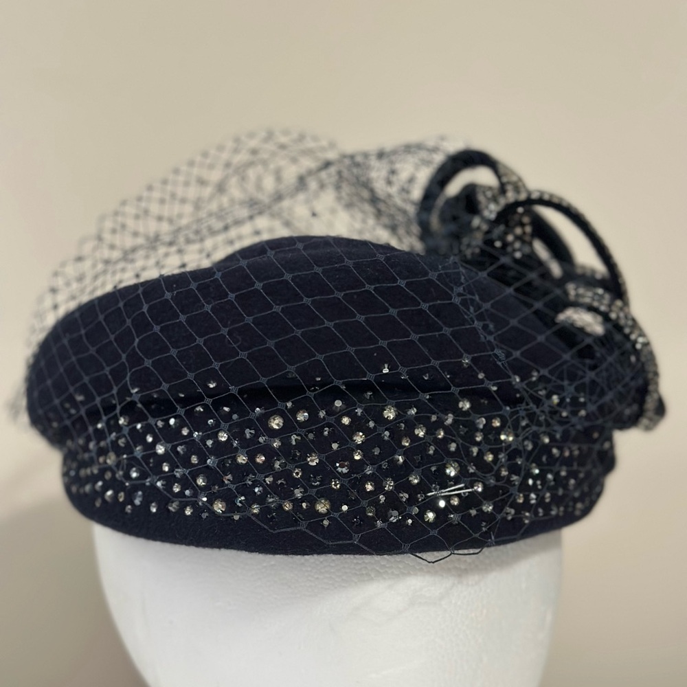 Diva blue Rabbit Hair pillbox hat with a net veil and rhinestone embellishment - Picture 5 of 12